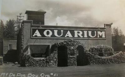 Postcard picture of the Depoe Bay Aquarium.