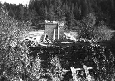 Rubble and empty structures were all that was left of Waldo/ Sailors' Diggins in 1954. Even less remains today. Waldo/ Sailors' Diggins as it appeared in 1854.