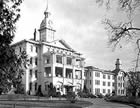 The main entry of the Oregon State Hospital as it appeared in the late 1940s, shortly after this incident.
