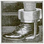 This small article ran in the August 1922 issue of Popular Science Magazine, demonstrating that the “Oregon Boot” was still in regular use in the early 1920s. The caption claims it weighs 50 pounds, but that figure is almost certainly a typo or a mistake; the heaviest one used at the Oregon State Penitentiary was 28 pounds. (Image: Popular Science)

